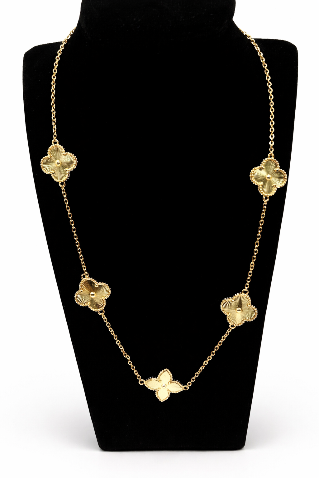 Textured Clover Station Necklace – Gold Colored