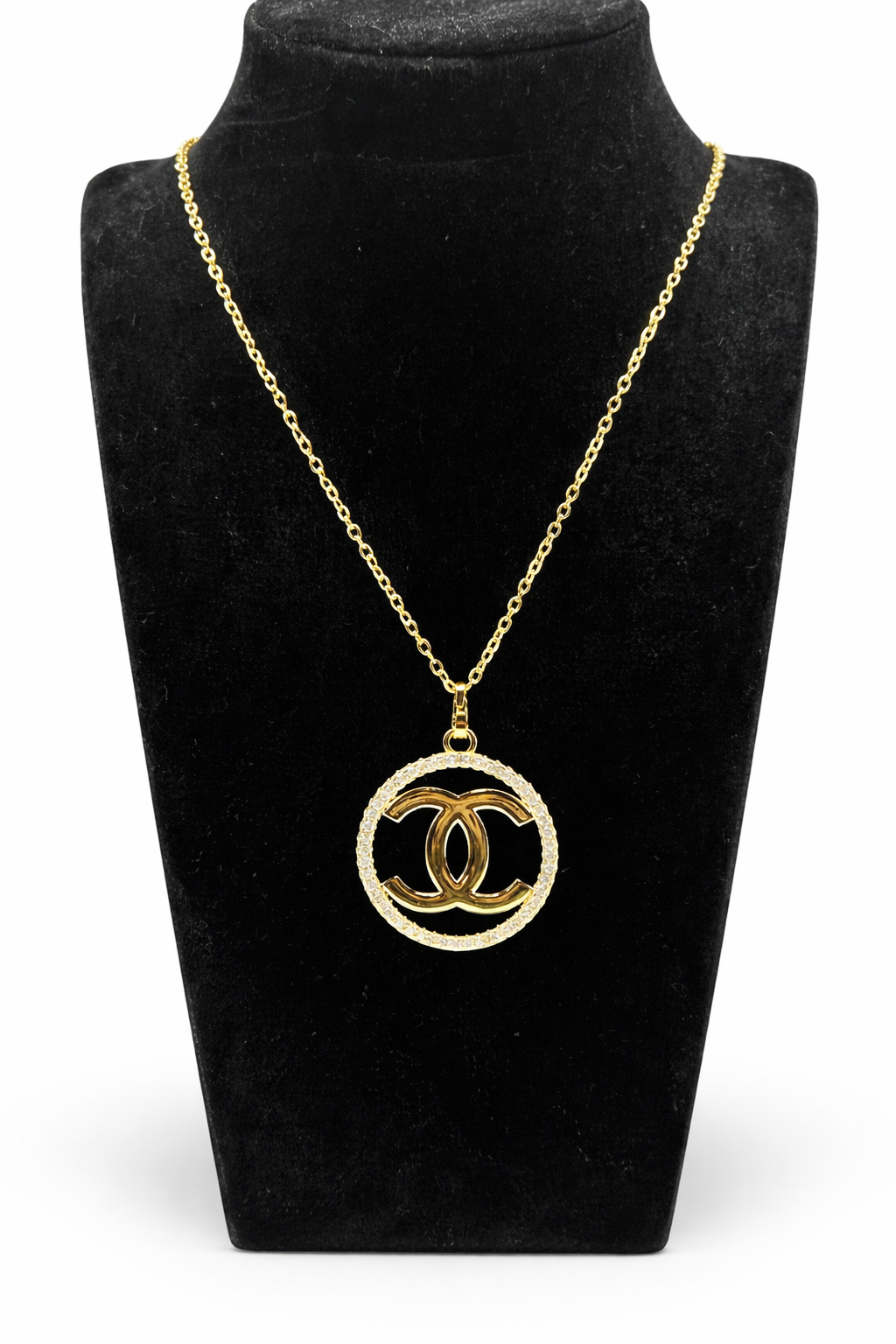 Double C Circle Pendant Necklace – Gold Colored