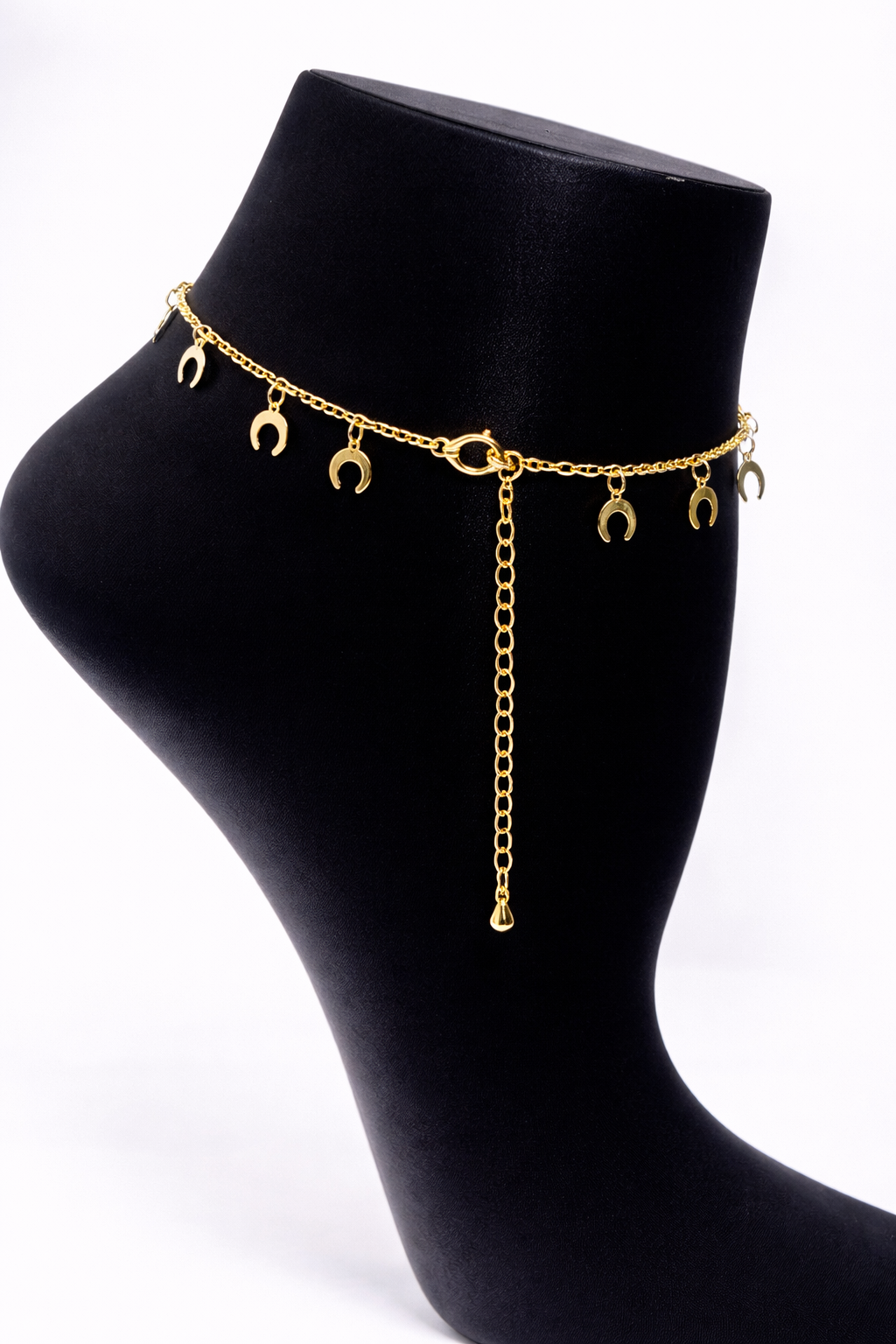 Crescent Charm Anklet – Gold Colored