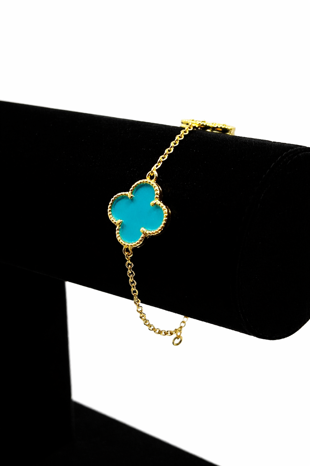 Turquoise Clover Bracelet – Gold Colored