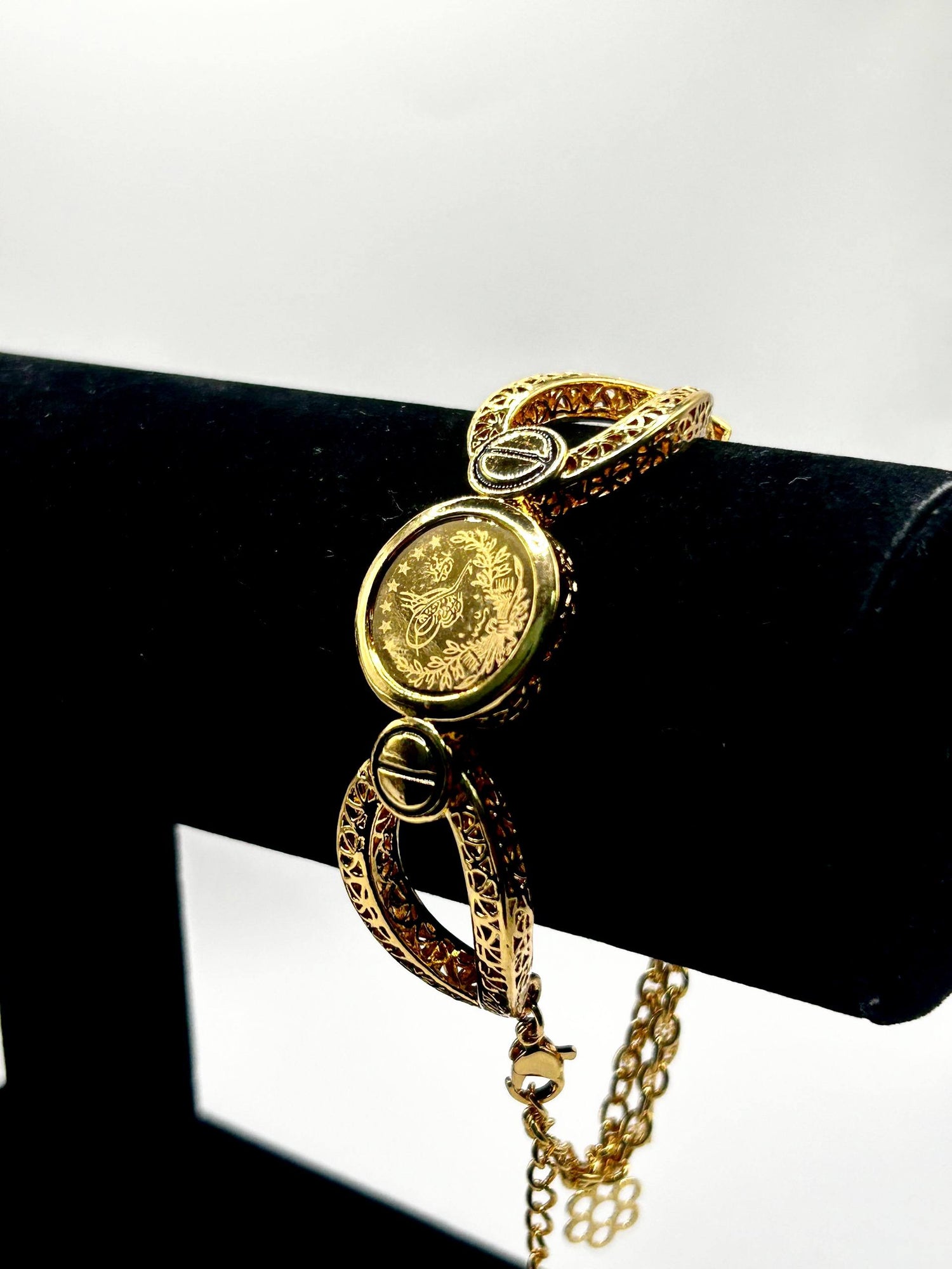 Ottoman Medallion Bracelet – Gold Colored