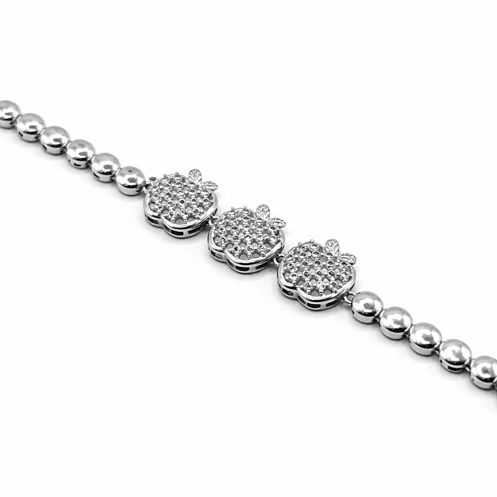 Triple Crystal Apple Bead Bracelet – Silver Colored