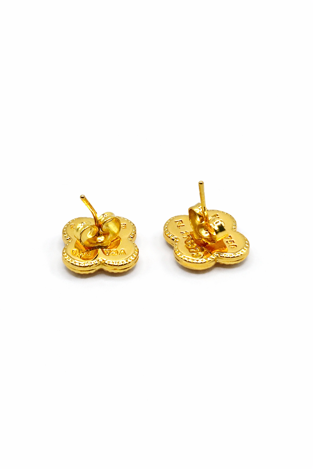 Textured Clover Stud Earrings – Gold Colored
