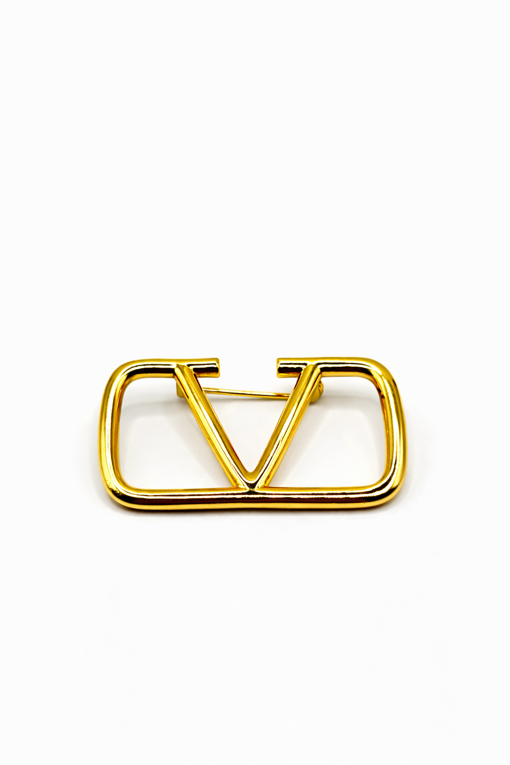 Open Geometric Letter Brooch – Gold Colored