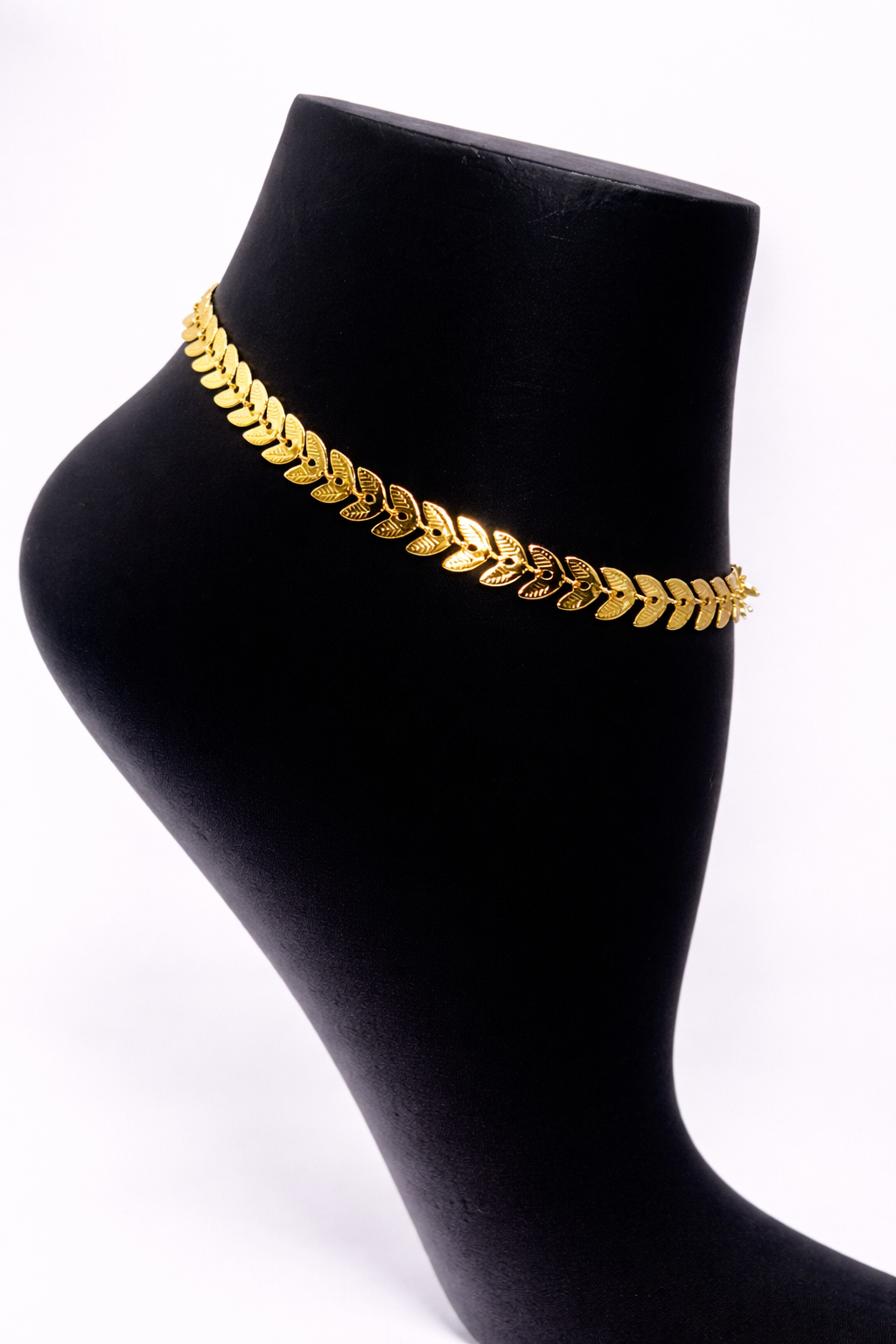 Leaf Link Chain Anklet – Gold Colored