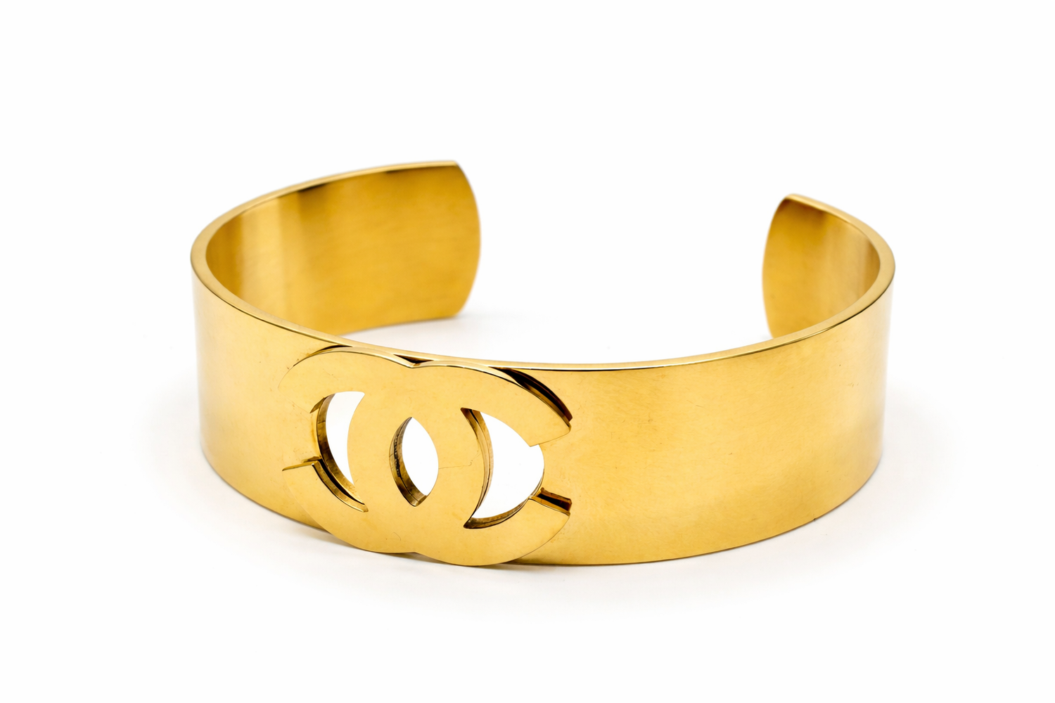 Double C Cuff Bracelet – Gold Colored