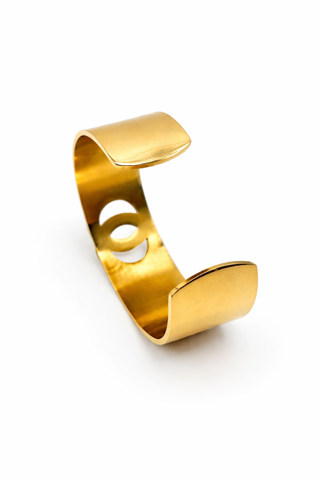 Double C Cuff Bracelet – Gold Colored