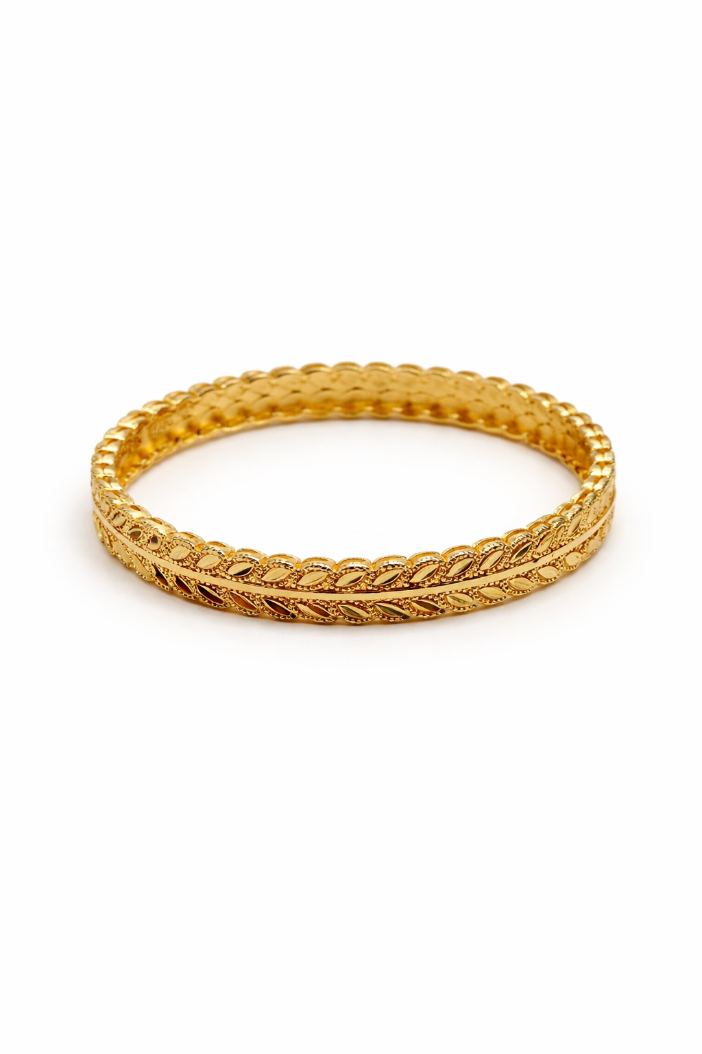 Textured Leaf Pattern Bangle – Gold Colored