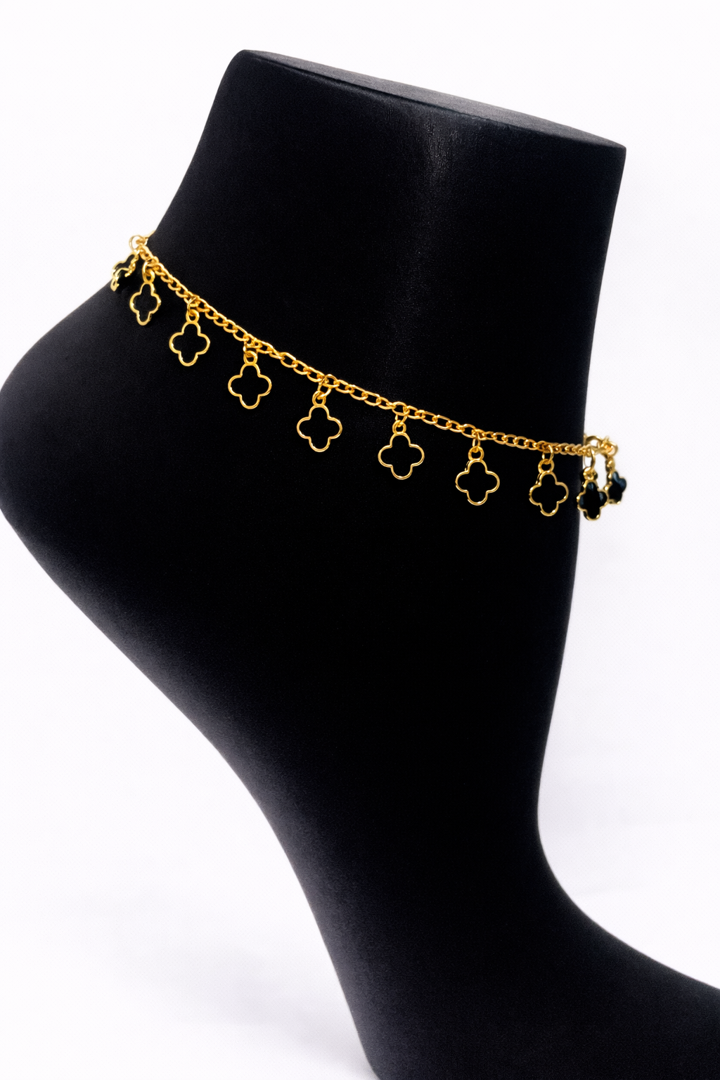 Black Clover Charm Anklet – Gold Colored