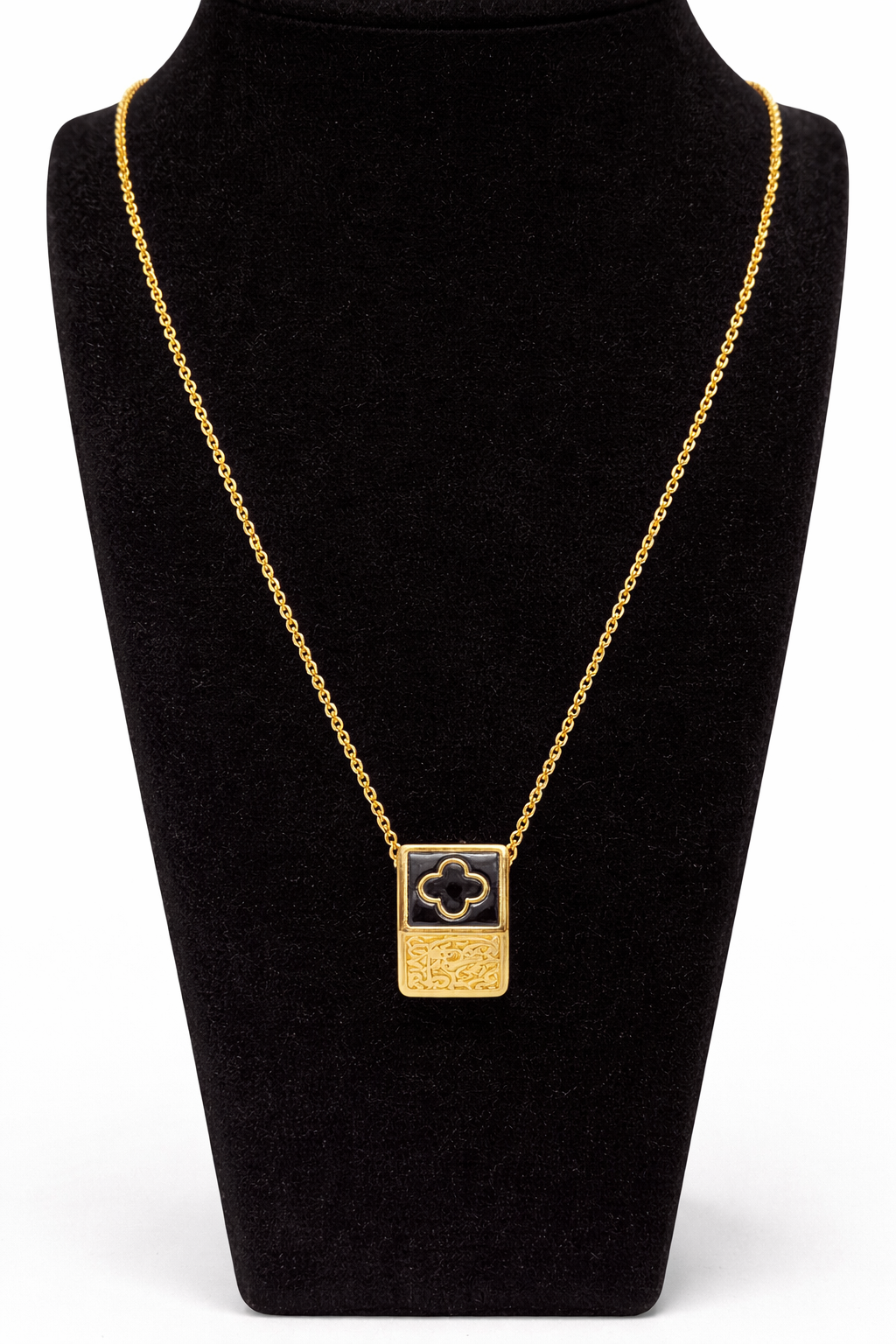 Clover Square Pendant Necklace – Gold Colored