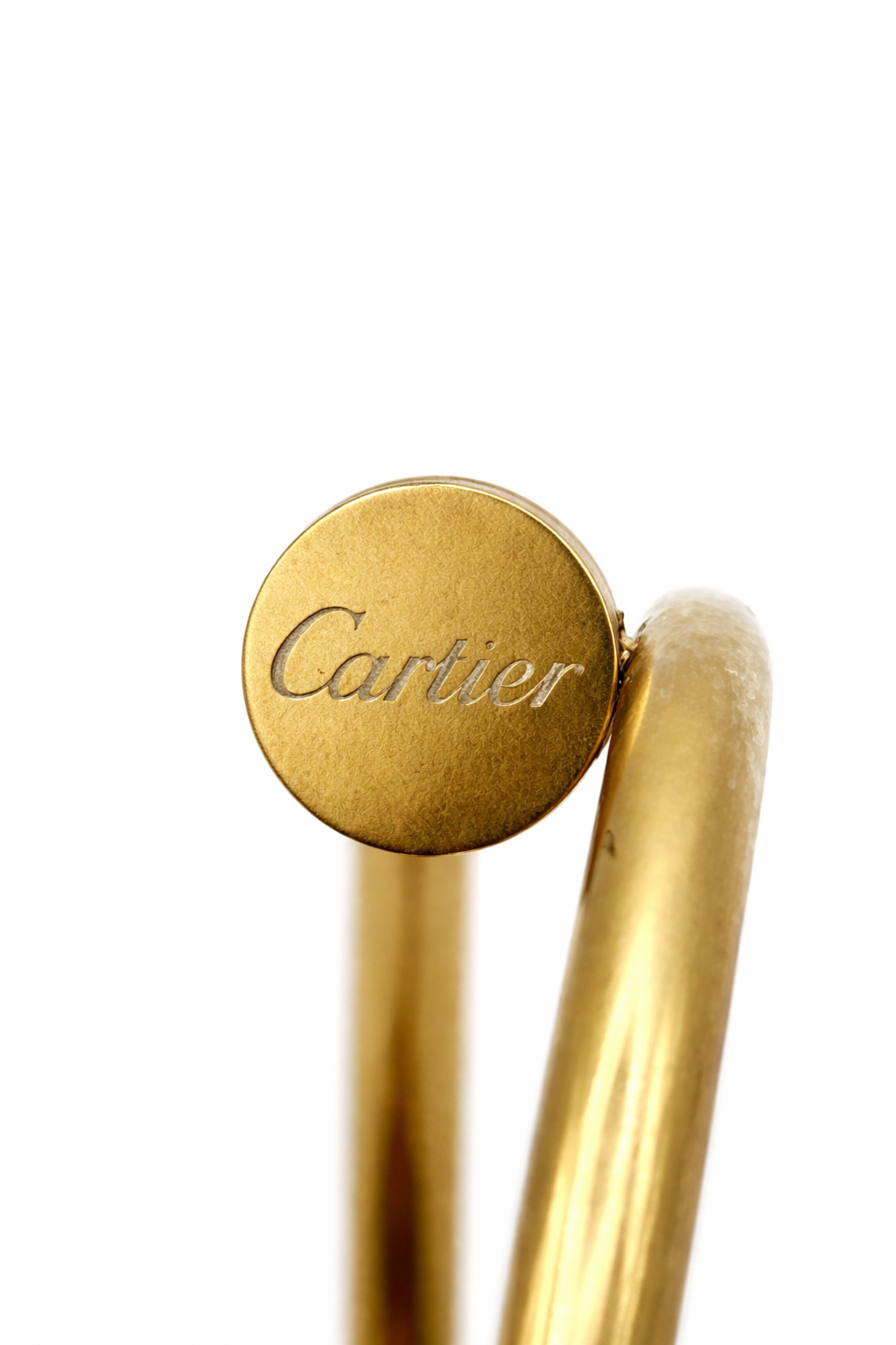 Nail Design Bangle Bracelet – Gold Colored
