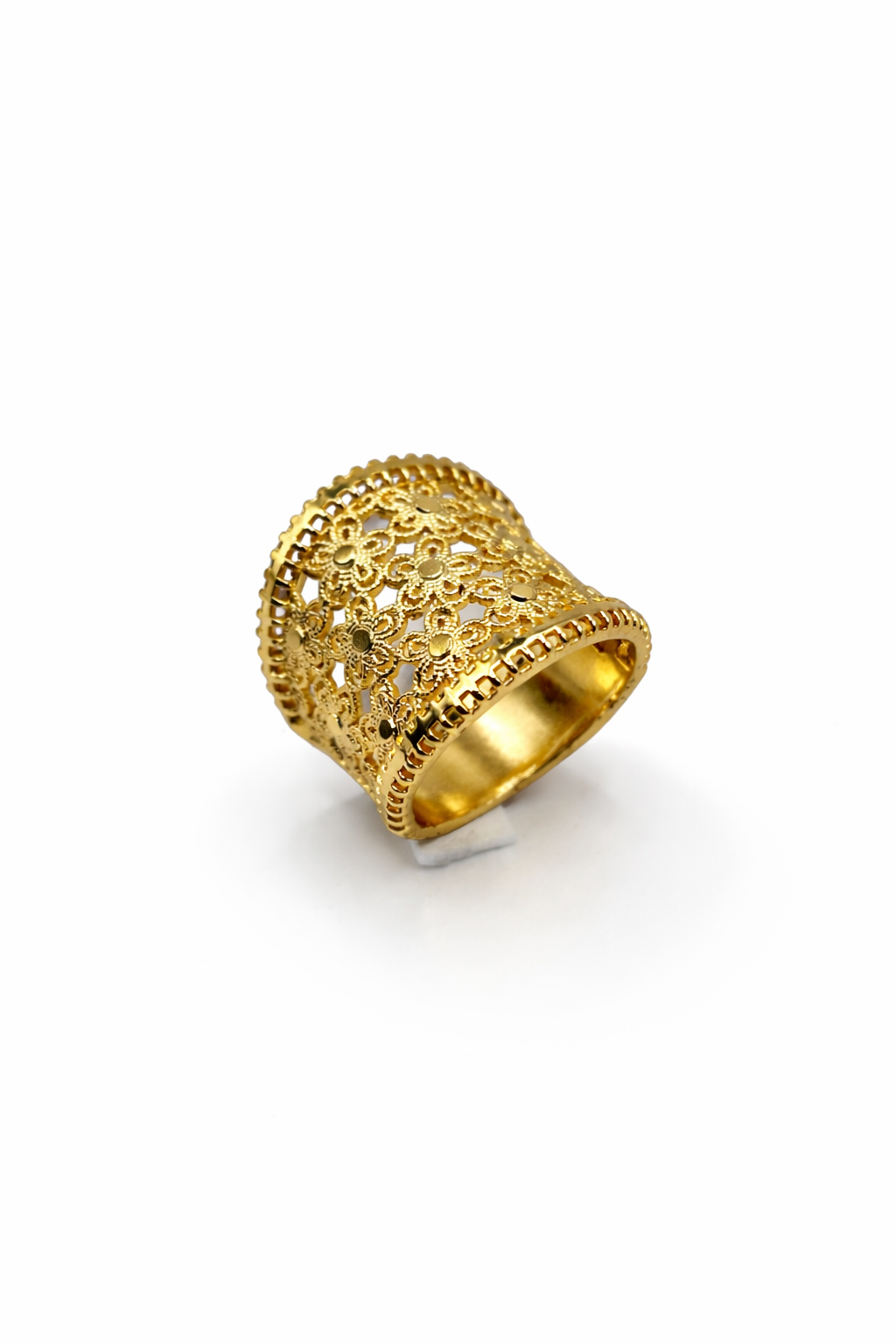 Floral Filigree Statement Ring – Gold Colored