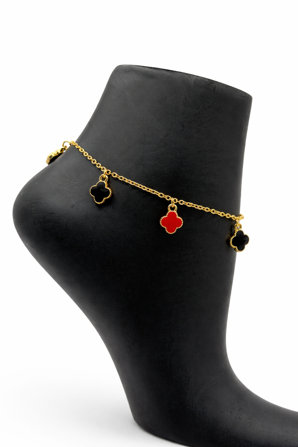 Clover Charm Anklet with Red and Black Accents – Gold Colored